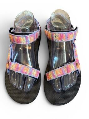 Teva Universal Original Strappy Sandals Women’s 8 Multicolor Rainbow Outdoor